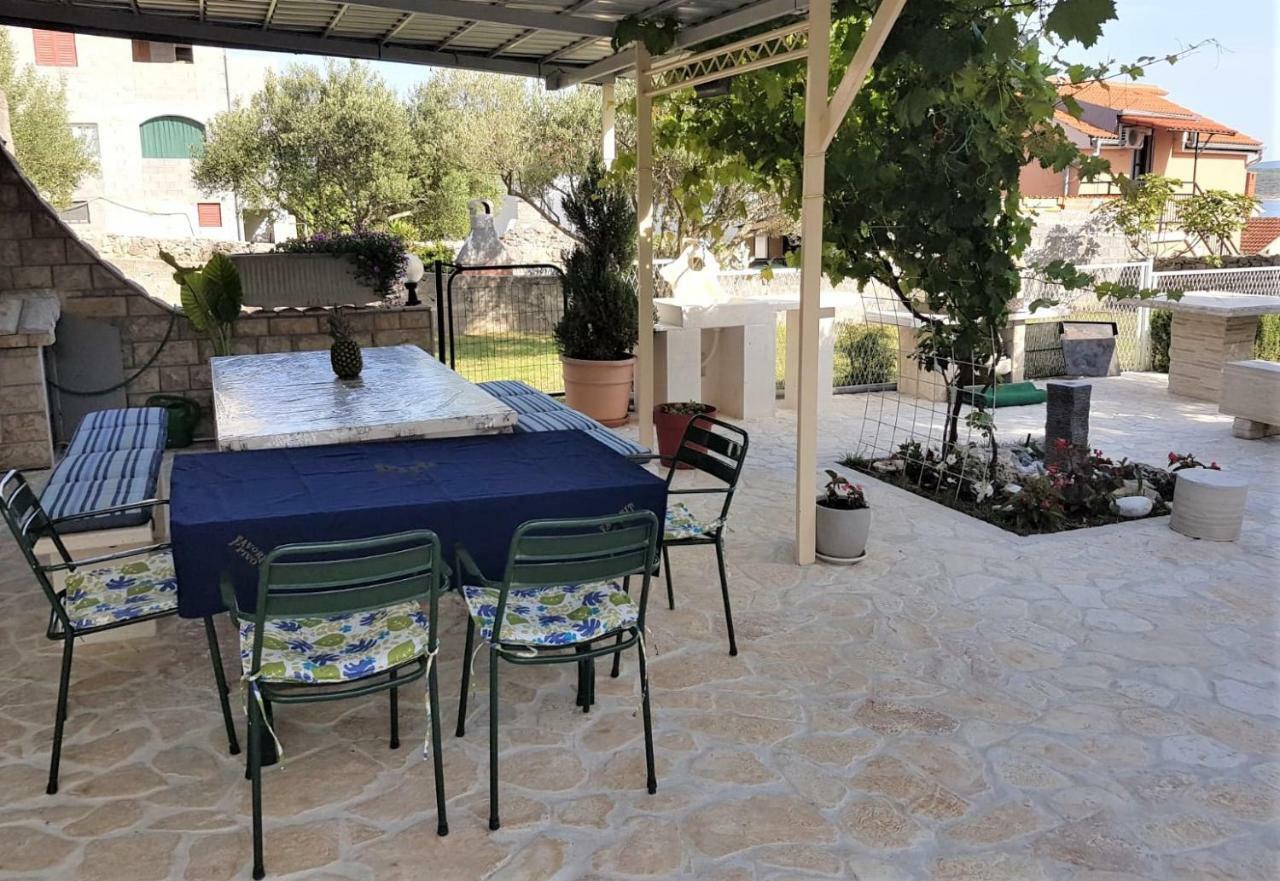 Apartment Maslenica, Near Zadar Ngoại thất bức ảnh